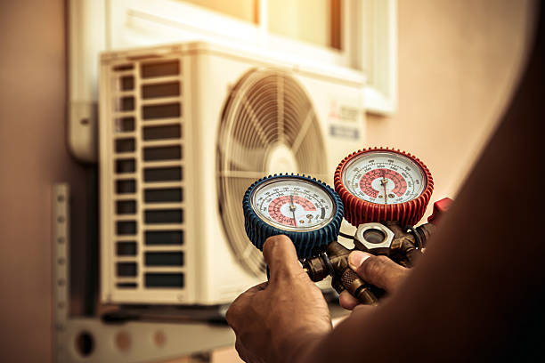 Professional Hvac technician working in Richland, GA